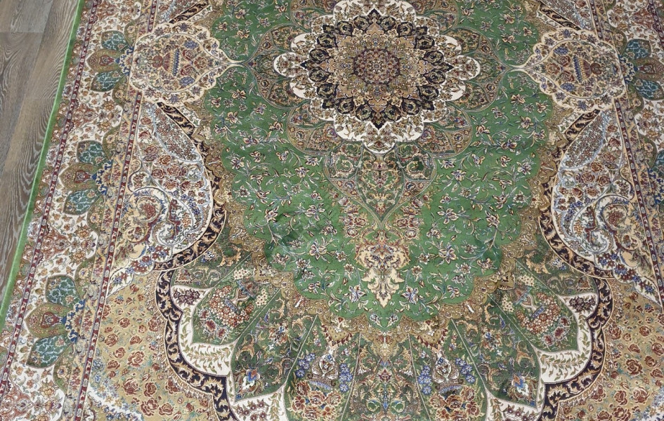 Турецкий ковёр шелковый QUM 2041- 9054E YESIL/BEJ